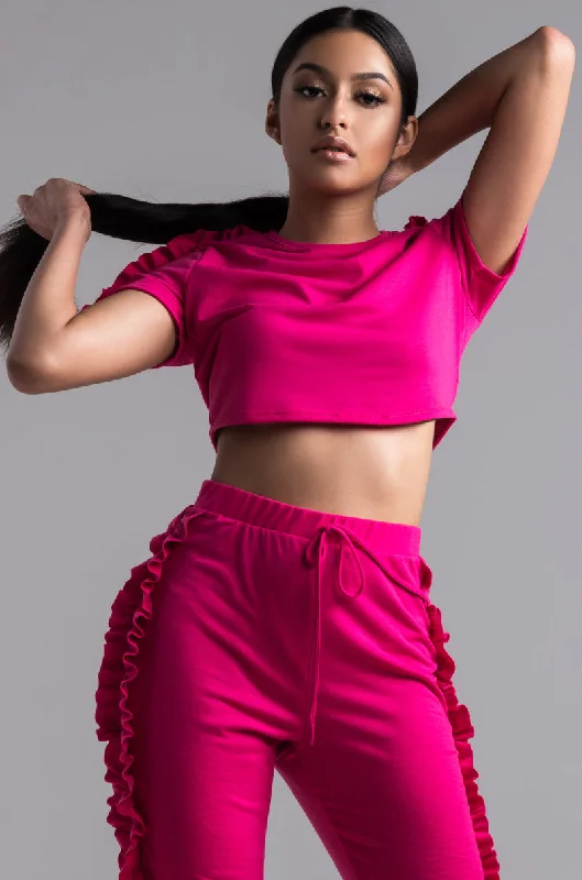 GOING TO BE ALRIGHT RUFFLE CROP TOP FUCHSIA