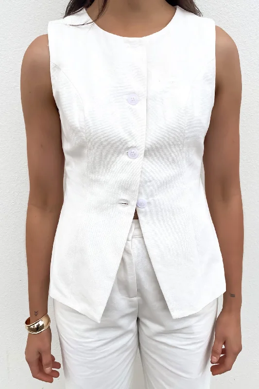 Hugh Vest White