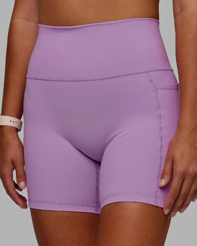 Fusion Mid Shorts with Pockets - Light Violet