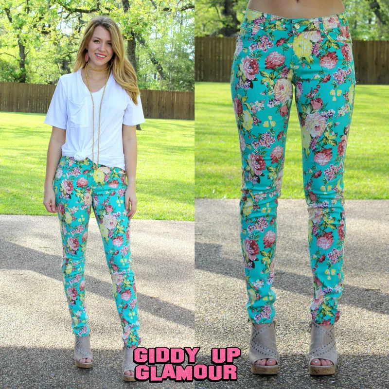 Last Chance Size 1 & 3 | In Full Bloom Floral Printed Pants in Mint