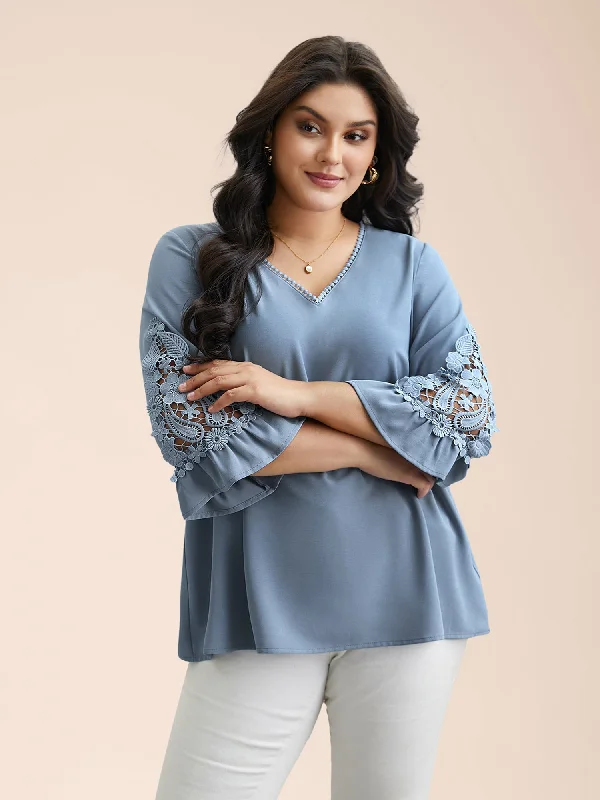 Lace Patchwork Ruffled V-Neck Blouse