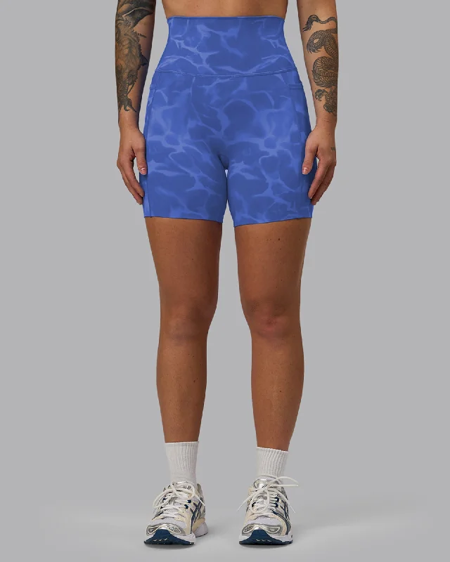 Elixir Mid Shorts With Pockets - Tranquil-Power Cobalt